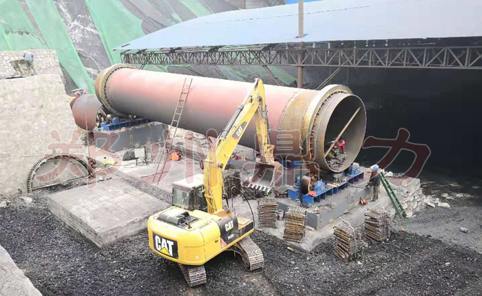 山西煤泥烘干機(jī)吊裝現(xiàn)場(chǎng)